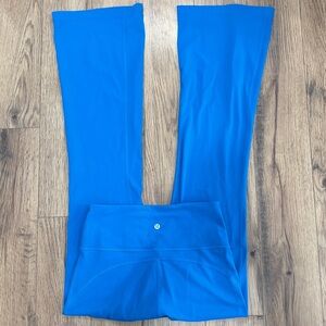 Lululemon Groove Super High Rise Flared Pant In Poolside Size 8